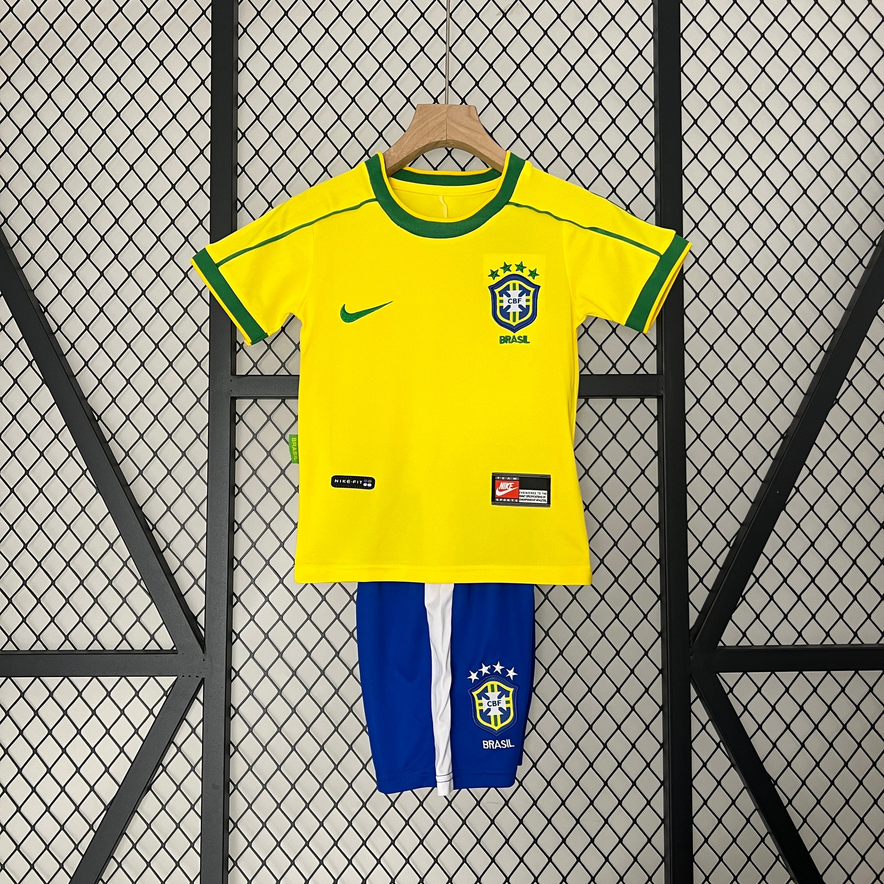 Kit Infantil Brasil Retrô